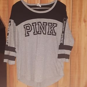 Pink tee❄ 7/$20